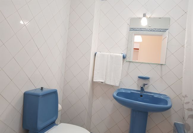 Apartamento em Quarteira - T0 V.Mar 1C Perto Praia Wi-fi