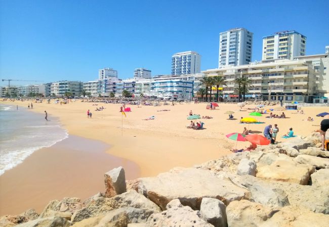 Apartamento em Quarteira - T0 V.Mar 1C Perto Praia Wi-fi