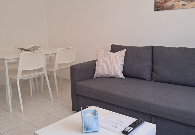 Apartamento em Quarteira - T1 Largo Frente - Familiar