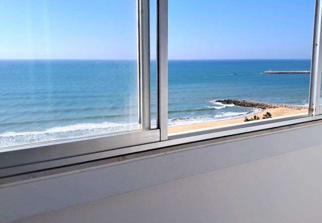 Apartamento em Quarteira - T1 Torre Azul 10 A/C Vista Mar e Praia