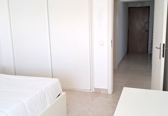 Apartamento em Quarteira - T1 Torre Azul 10 A/C Vista Mar e Praia