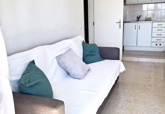 Apartamento em Quarteira - T1 Torre Azul 10 A/C Vista Mar e Praia