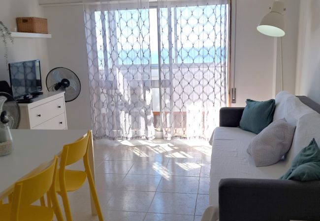 Apartamento em Quarteira - T1 Torre Azul 10 A/C Vista Mar e Praia