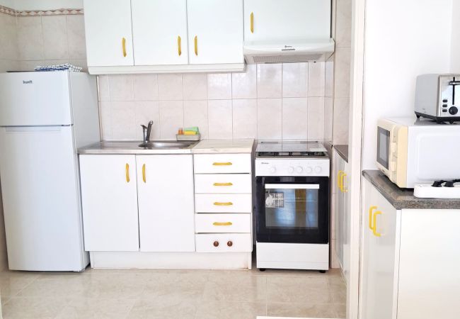 Apartamento em Quarteira - T1 Torre Azul 10 A/C Vista Mar e Praia