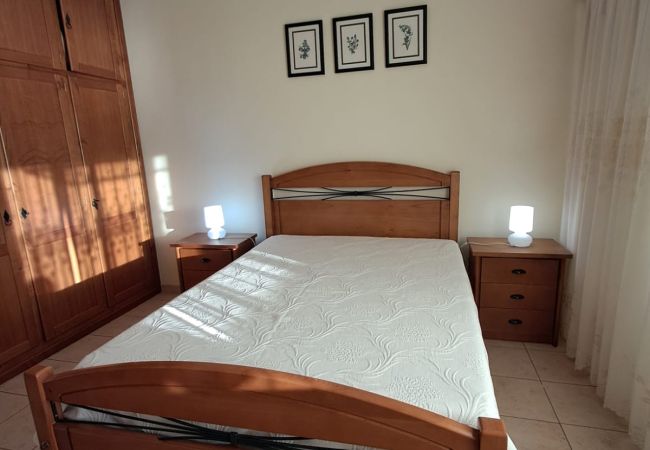 Apartamento em Quarteira - T1 Torre 20 Vista Mar Fabulosa 4pax