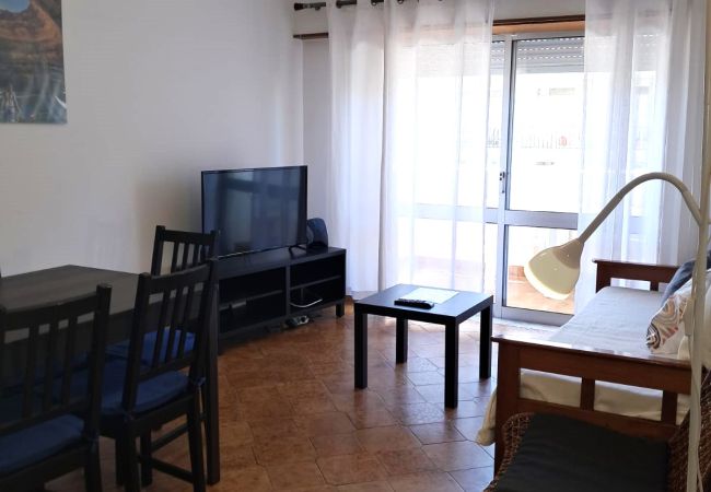 Appartement à Quarteira - T2 M.Praia 4E 80M PRAIA wi-Fi 6 PESSOAS